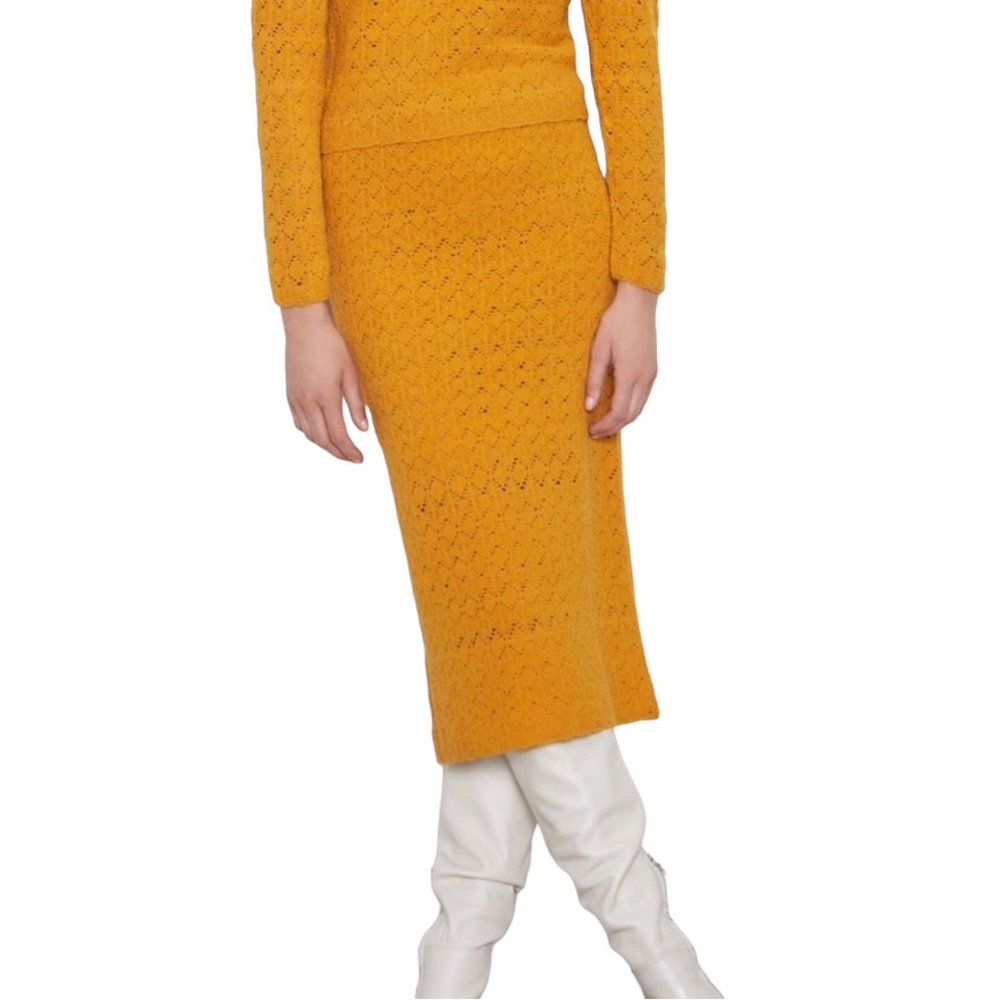 Zara Mustard Yellow Midi Skirt